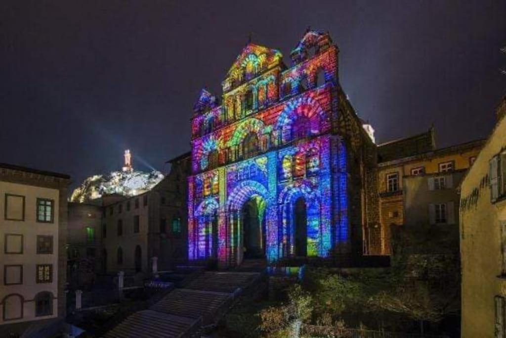 Logis Du Chandelier Le Puy-en-Velay ภายนอก รูปภาพ