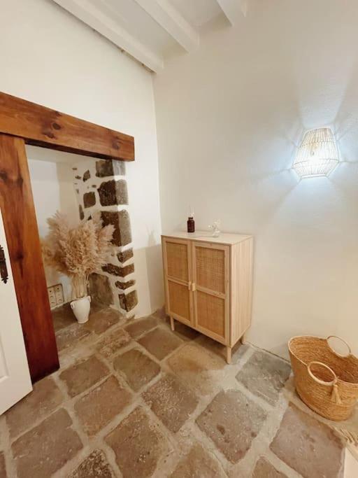 Logis Du Chandelier Le Puy-en-Velay ภายนอก รูปภาพ